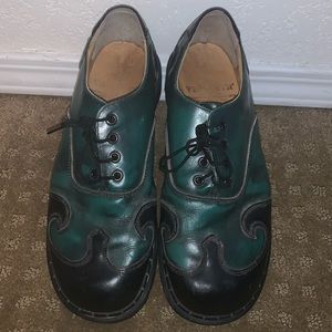 vintage leather TredAir shoes